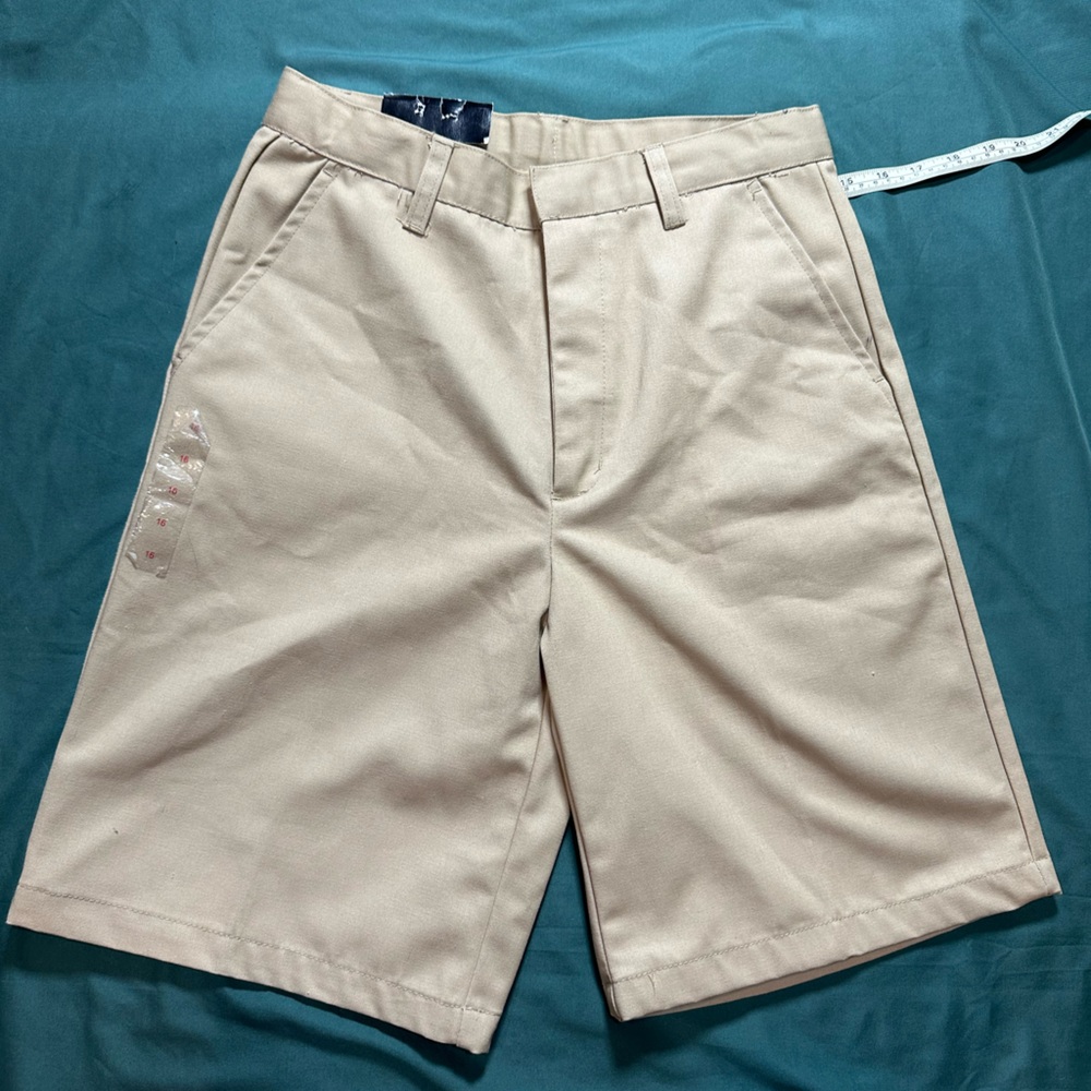 Authentic school uniform brand khaki shorts size boy's 16 NWT
